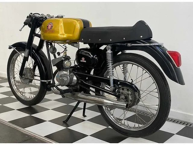 Motobi - corsaro 48 sport - motor - afbeelding 3 van  7