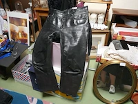 Motobroek in leder - afbeelding 1 van  1