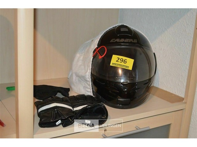 Motohelm en handschoenen - afbeelding 1 van  2