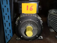 Motor (1,5 kw) - afbeelding 1 van  2