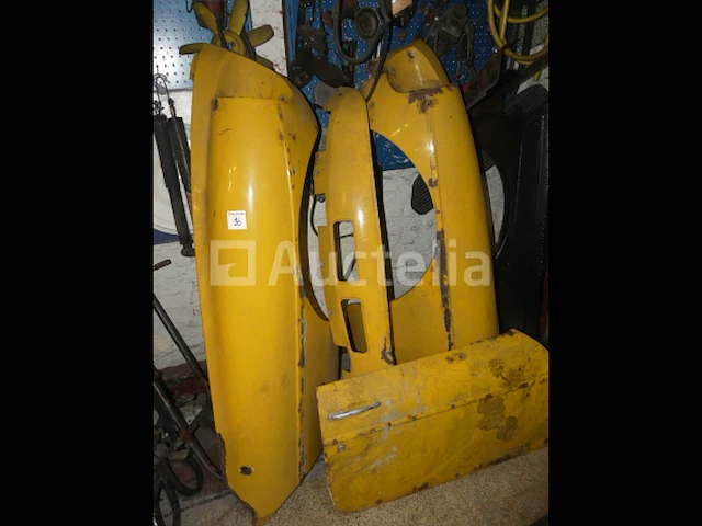 Motor en carrosseriedelen voor mg b gt-auto's - afbeelding 2 van  6