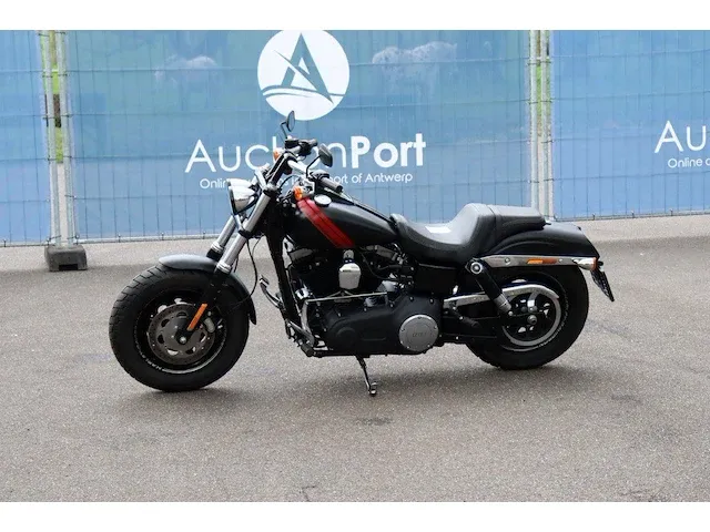 Motor harley davidson dyna fat bob benzine - afbeelding 1 van  1
