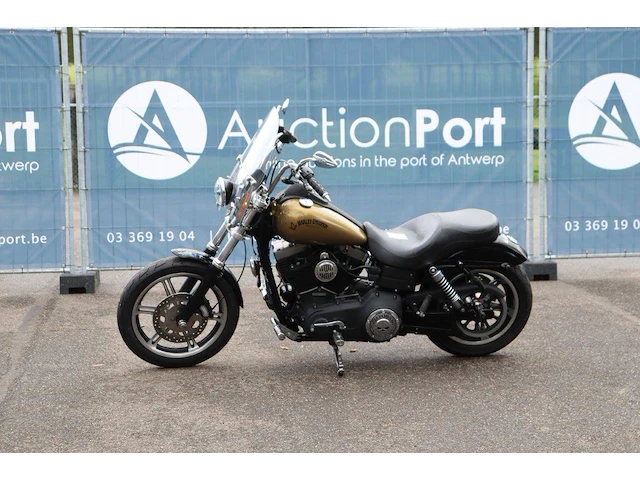 Motor harley-davidson dyna street bob benzine 2010 - afbeelding 1 van  1