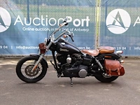 Motor harley-davidson dyna street bob benzine 2011 - afbeelding 1 van  1