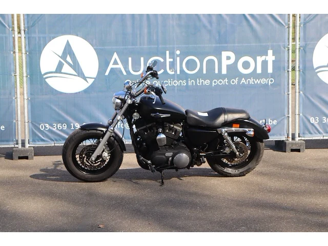 Motor harley-davidson sportster xl1200 custom benizne 2012 - afbeelding 1 van  1