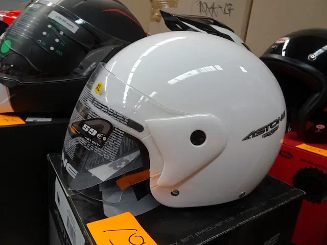 Motor helm astone - afbeelding 2 van  3