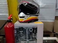 Motor helm guzzi - afbeelding 1 van  2