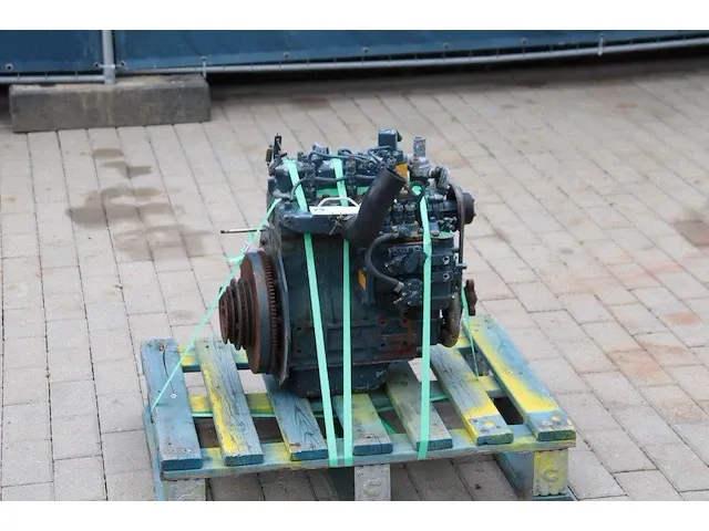 Motor kubota d950 diesel 21pk - afbeelding 1 van  1