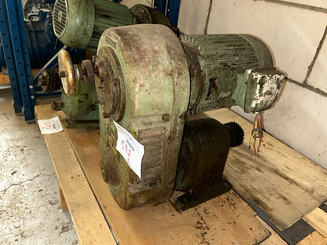 Motor lenze - afbeelding 1 van  4
