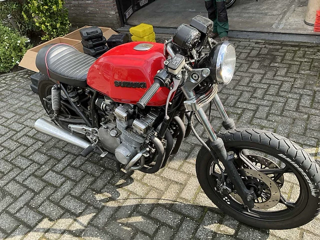 Motor suzuki gsx750e - afbeelding 11 van  17