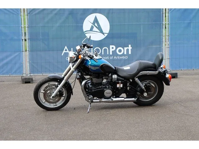 Motor triumph bonneville benzine - afbeelding 1 van  1