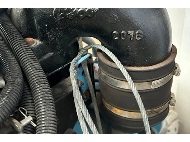 Motor van boot omc externe motor - afbeelding 3 van  11
