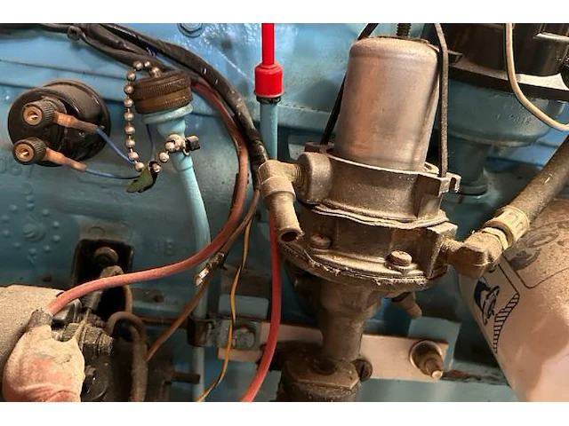 Motor van boot omc externe motor - afbeelding 9 van  11