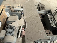 Motor voor aandrijving transportband - afbeelding 1 van  3