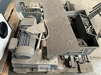 Motor voor aandrijving transportband - afbeelding 2 van  3