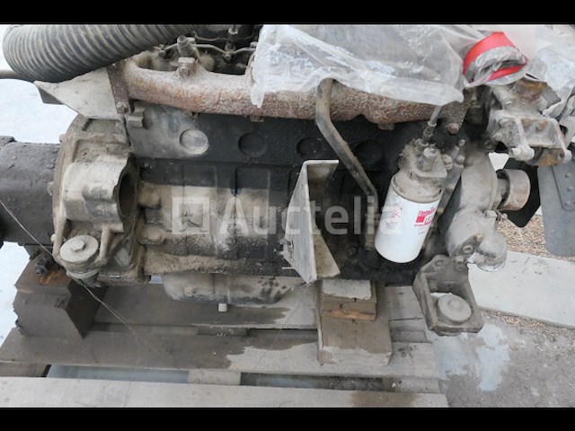 Motor voor case 1088 case 6t-590 - afbeelding 8 van  9