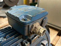 Motor weg - afbeelding 2 van  4