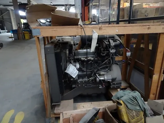 Motor yanmar - afbeelding 1 van  7