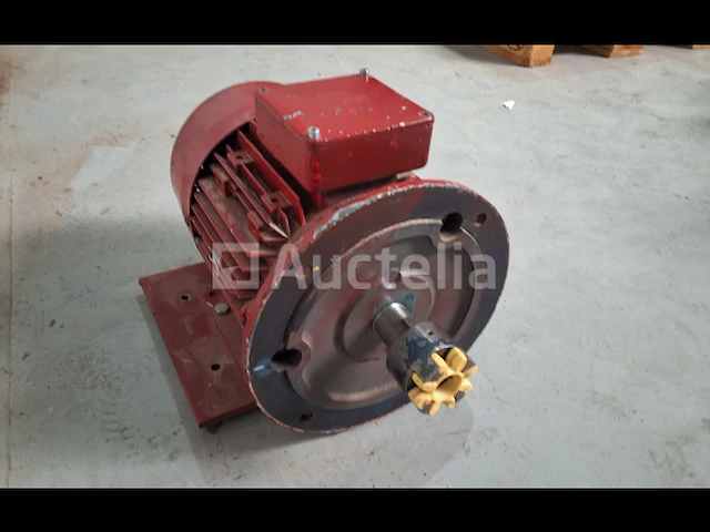 Motor - afbeelding 3 van  4