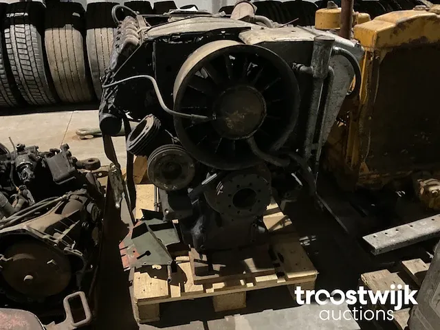 Motor - afbeelding 5 van  6