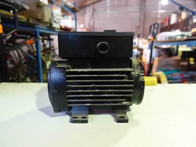 Motor - afbeelding 1 van  5