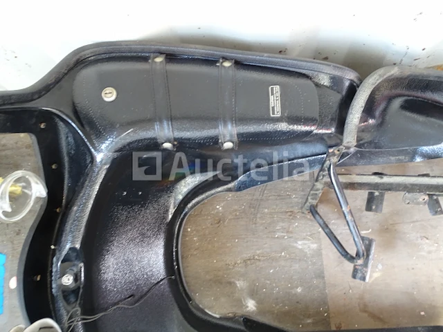 Motoraccessoires (kuip) vetter - afbeelding 4 van  8