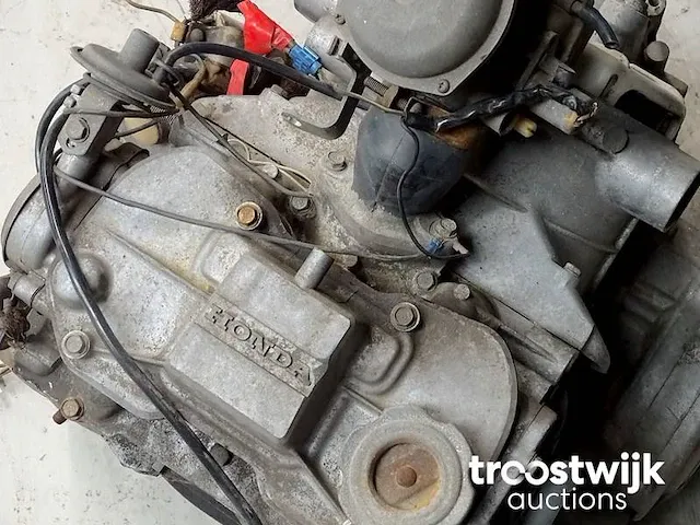 Motorblok honda n600 - afbeelding 6 van  9