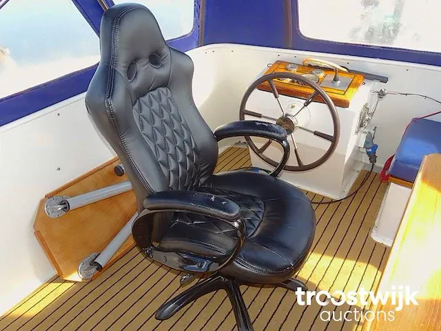 Motorboot molenkruiser lagoon - afbeelding 27 van  100