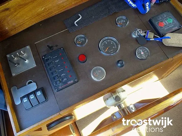 Motorboot molenkruiser lagoon - afbeelding 40 van  100