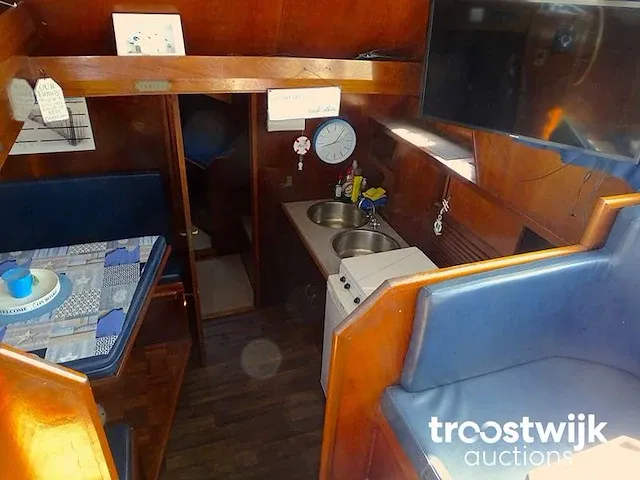 Motorboot molenkruiser lagoon - afbeelding 47 van  100