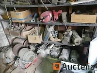 Motoren elektrische, rekken, werkbank hout, rekken inhoud - afbeelding 4 van  18