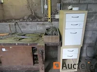 Motoren elektrische, rekken, werkbank hout, rekken inhoud - afbeelding 7 van  18