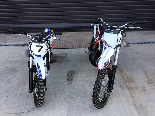 Motorfiets (2x) - afbeelding 9 van  16