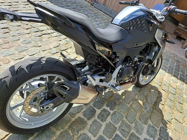 Motorfiets bmw f900r black storm metallic , 2023 - afbeelding 2 van  8