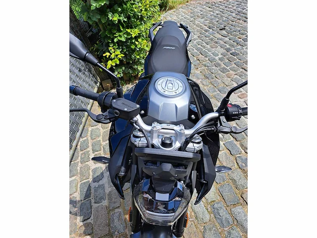Motorfiets bmw f900r black storm metallic , 2023 - afbeelding 4 van  8