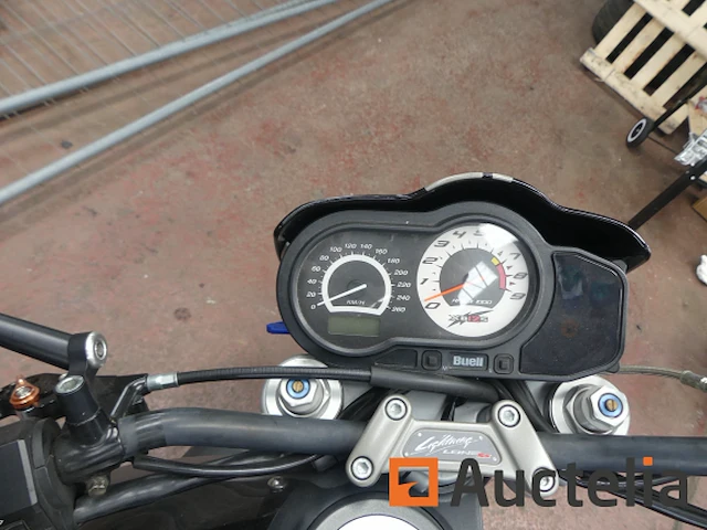 Motorfiets buell - afbeelding 10 van  30
