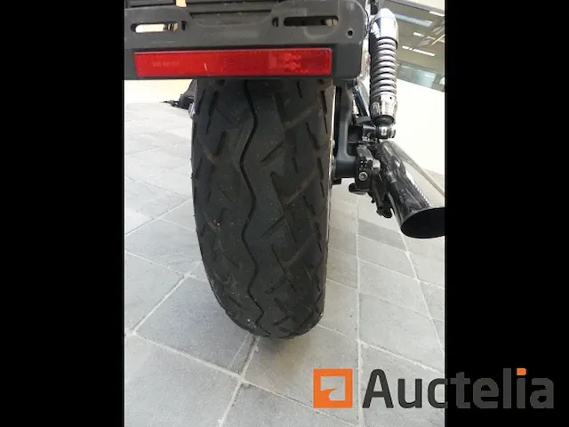 Motorfiets harley davidson fxdwg (2007-21.158 km) - afbeelding 18 van  22