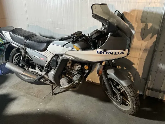 Motorfiets honda type model cb900-f2 - afbeelding 8 van  15