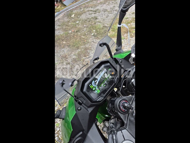 Motorfiets kawasaki ninja 1000sx (2021-17.011 km-vin:jkbzt02kka012927) - afbeelding 14 van  15