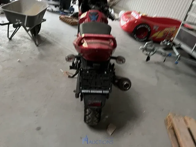 Motorfiets kymco - afbeelding 7 van  11