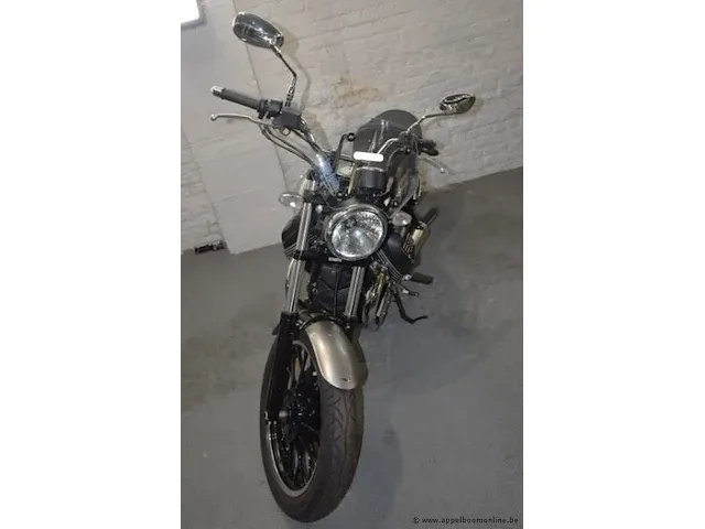 Motorfiets motto guzzi v9 roamer,853cm³, 47,8kw, 1ste inschr 18/10/22, chassisnr zgumaa002nm000213, 5500km, kenteken i+ii, gelijkvormigheidsattest, 1sleutels - afbeelding 2 van  8