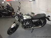 Motorfiets motto guzzi v9 roamer,853cm³, 47,8kw, 1ste inschr 18/10/22, chassisnr zgumaa002nm000213, 5500km, kenteken i+ii, gelijkvormigheidsattest, 1sleutels - afbeelding 3 van  8
