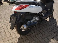 Motorfiets yamaha, type sg16, variant l, verise ii, ch.nr. vtlsg162000040323, bouwjaar 22/09/2008, met sleutel en boorddocumenten (2) - afbeelding 12 van  12