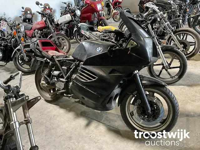 Motorfiets - afbeelding 1 van  7