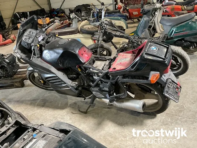 Motorfiets - afbeelding 2 van  7