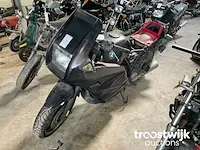 Motorfiets - afbeelding 3 van  7