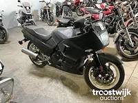 Motorfiets - afbeelding 1 van  8