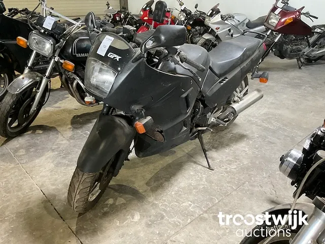 Motorfiets - afbeelding 2 van  8