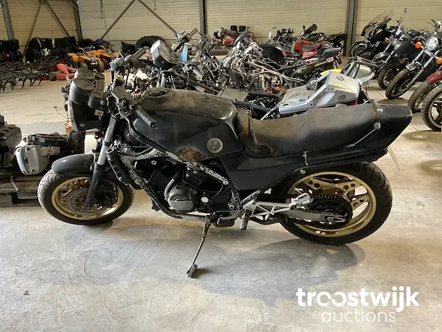 Motorfiets - afbeelding 2 van  7