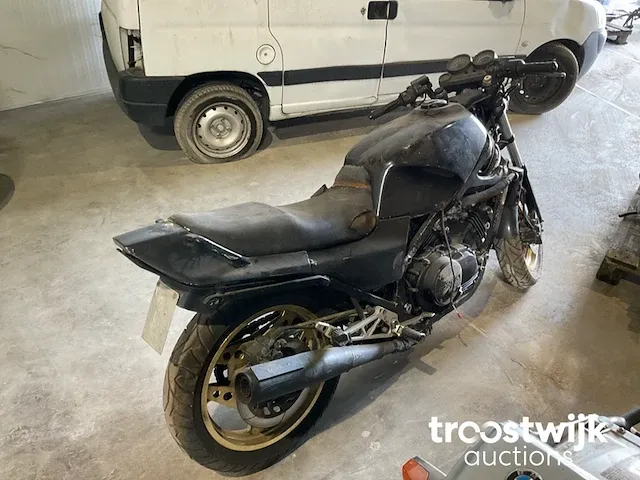 Motorfiets - afbeelding 4 van  7